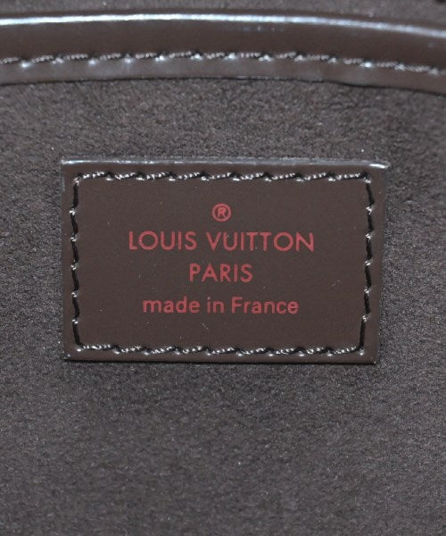 LOUIS VUITTON คลัตช์
