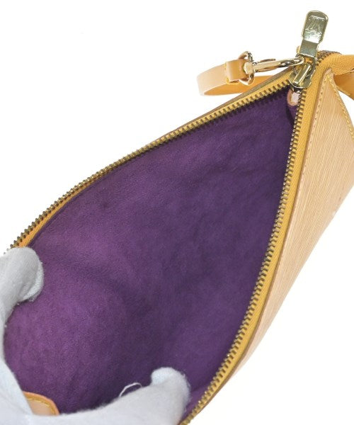 LOUIS VUITTON กระเป๋า