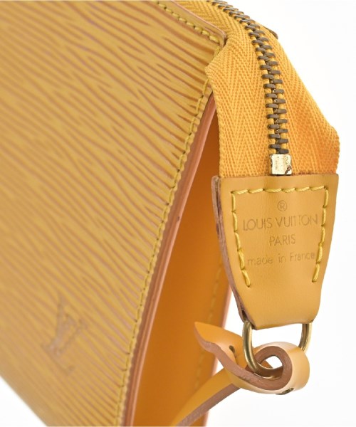 LOUIS VUITTON กระเป๋า