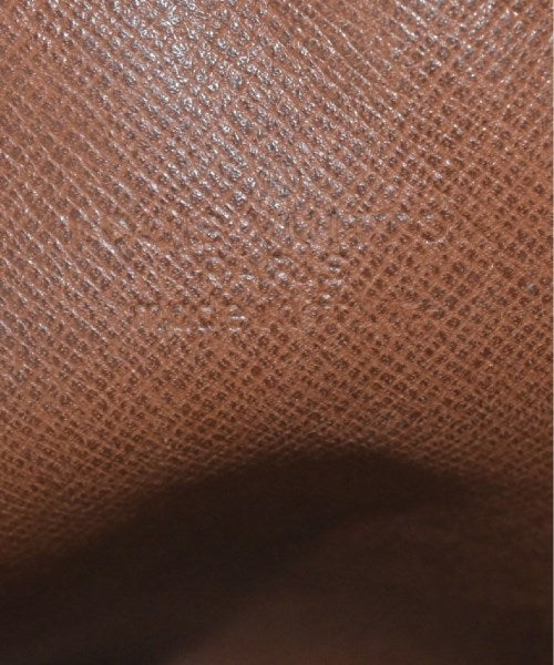 LOUIS VUITTON กระเป๋าสะพาย