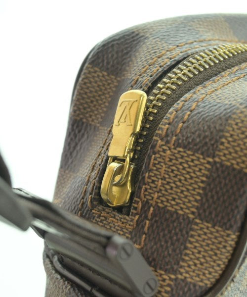 LOUIS VUITTON กระเป๋าสะพาย