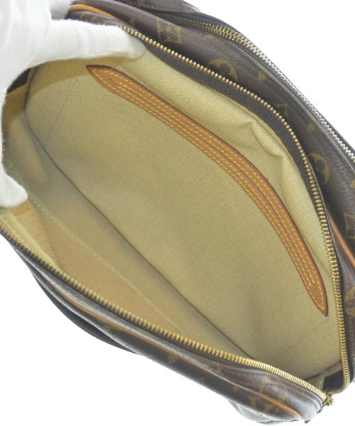 LOUIS VUITTON กระเป๋าสะพาย