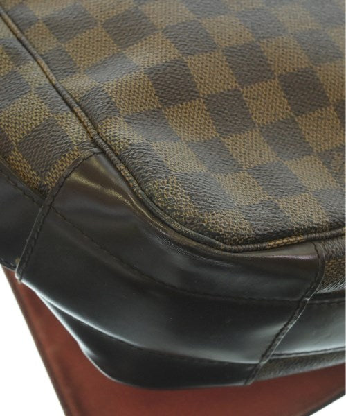 LOUIS VUITTON กระเป๋าสะพาย