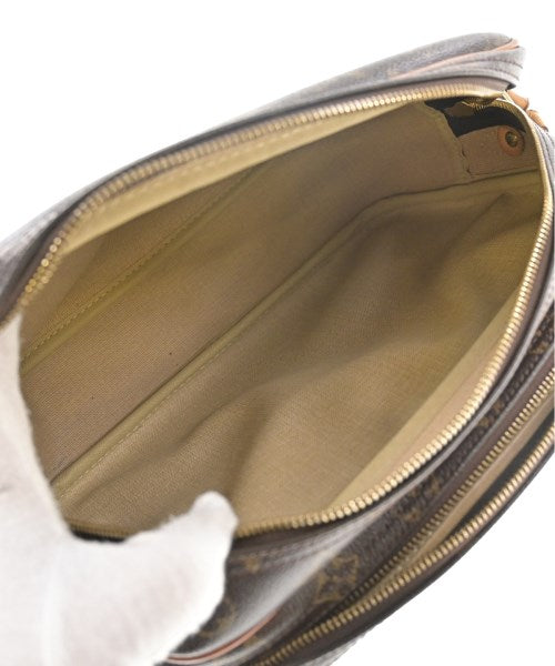 LOUIS VUITTON กระเป๋าสะพาย