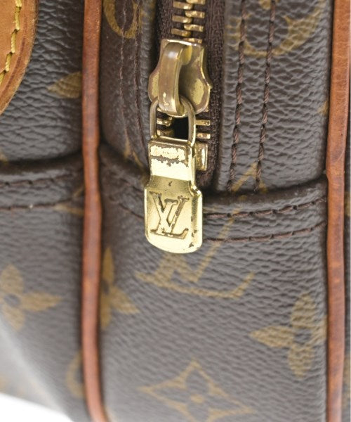 LOUIS VUITTON กระเป๋าสะพาย