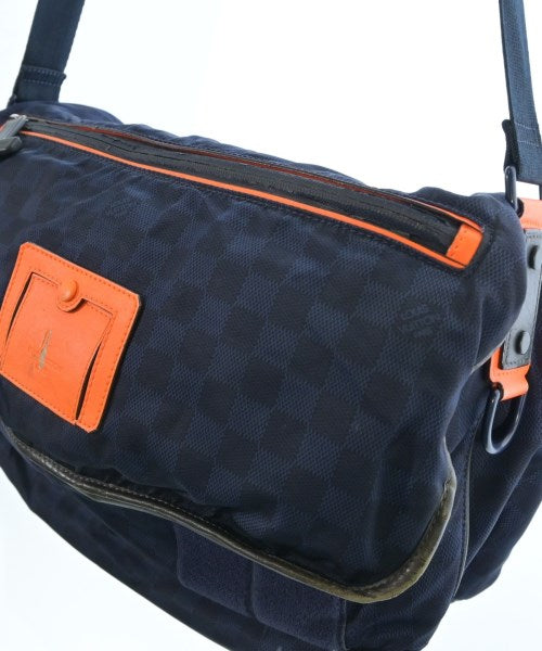 LOUIS VUITTON กระเป๋าสะพายข้าง