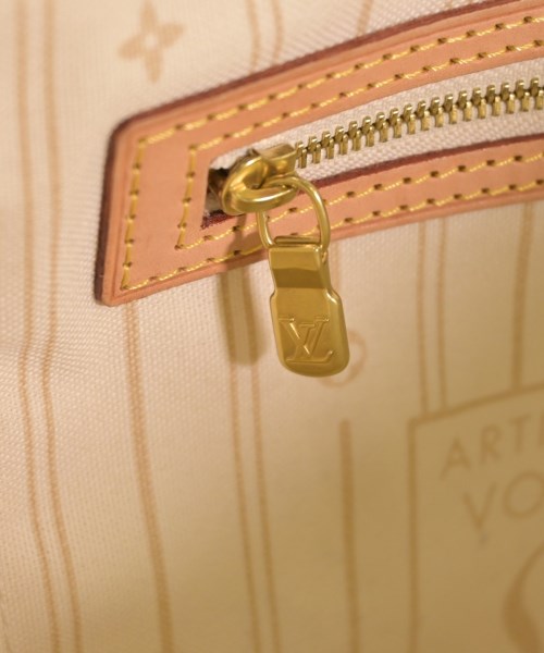 LOUIS VUITTON กระเป๋าถือขนาดใหญ่