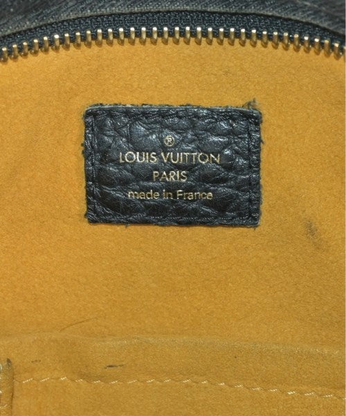 LOUIS VUITTON กระเป๋าสะพาย
