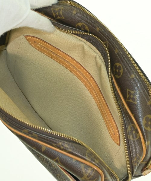 LOUIS VUITTON กระเป๋าสะพาย