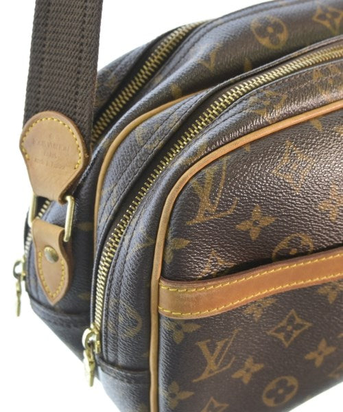 LOUIS VUITTON กระเป๋าสะพาย