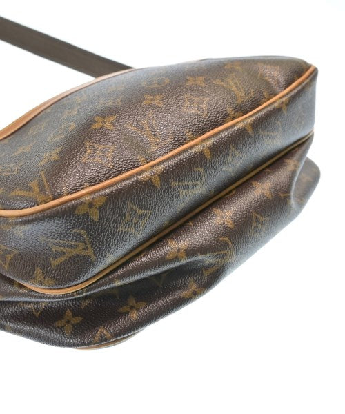 LOUIS VUITTON กระเป๋าสะพาย