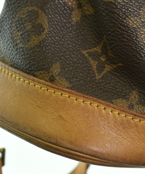 LOUIS VUITTON เป้สะพายหลัง