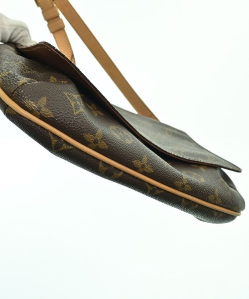 LOUIS VUITTON กระเป๋าสะพาย
