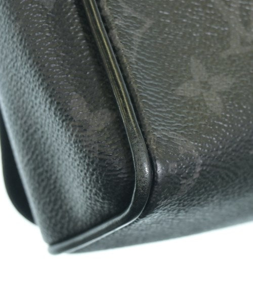 LOUIS VUITTON กระเป๋าสะพาย