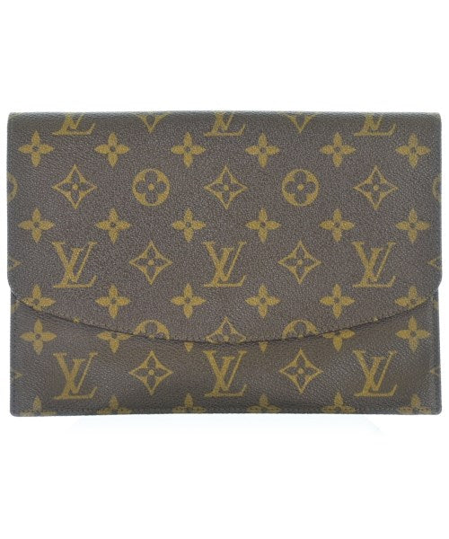 LOUIS VUITTON คลัตช์