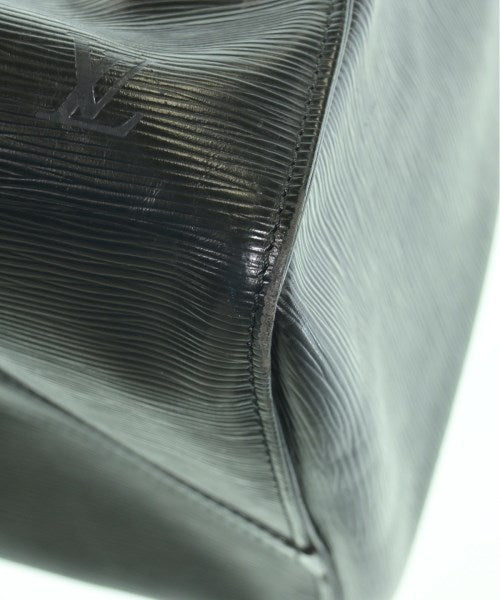 LOUIS VUITTON กระเป๋าใส่อุปกรณ์ขนาดใหญ่