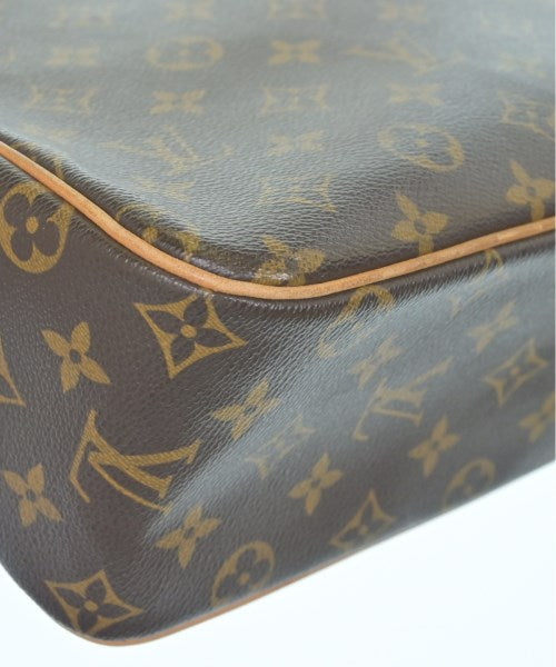 LOUIS VUITTON กระเป๋าสะพาย