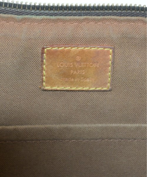 LOUIS VUITTON กระเป๋าสะพาย