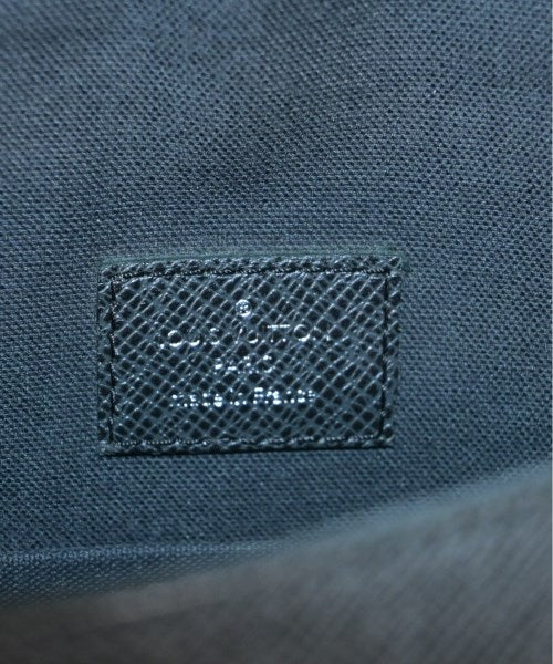 LOUIS VUITTON กระเป๋าสะพาย