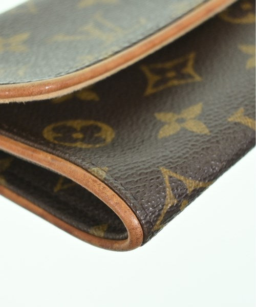 LOUIS VUITTON กระเป๋าสะพาย