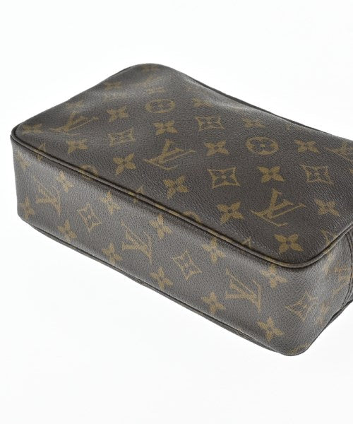 LOUIS VUITTON คลัตช์