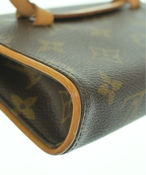 LOUIS VUITTON กระเป๋าสะพาย