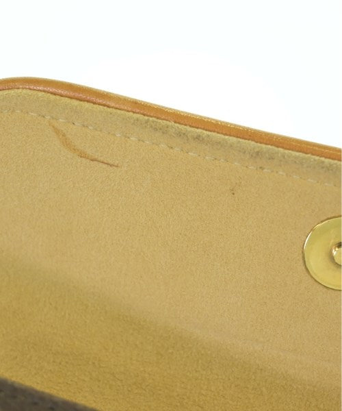 LOUIS VUITTON กระเป๋าสะพาย