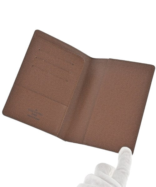 LOUIS VUITTON กล่องใส่บัตร