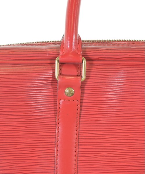 LOUIS VUITTON คลัตช์