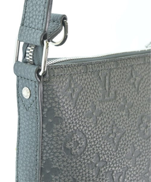 LOUIS VUITTON กระเป๋าสะพาย