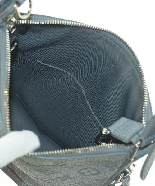 LOUIS VUITTON กระเป๋าสะพาย