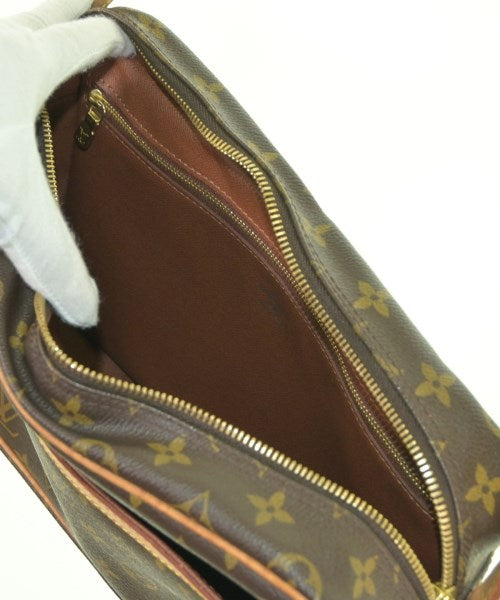 LOUIS VUITTON กระเป๋าสะพาย