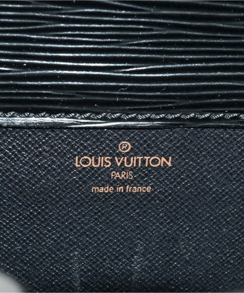 LOUIS VUITTON กระเป๋าสะพาย
