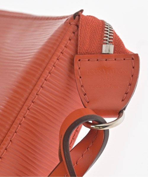 LOUIS VUITTON กระเป๋า