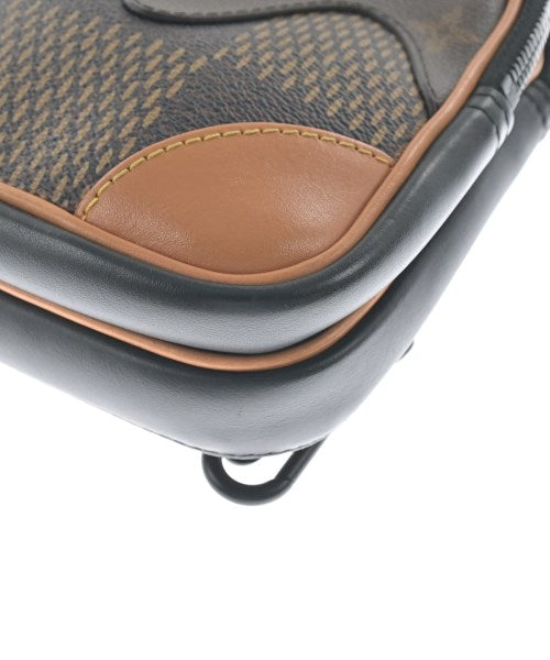 LOUIS VUITTON กระเป๋าสะพาย