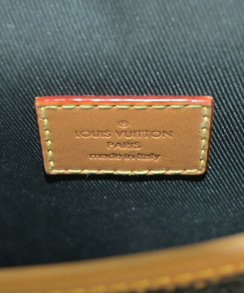 LOUIS VUITTON กระเป๋าสะพาย