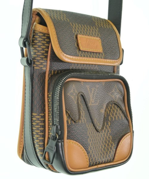 LOUIS VUITTON กระเป๋าสะพาย