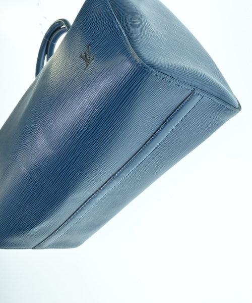 LOUIS VUITTON กระเป๋าใส่อุปกรณ์ขนาดใหญ่