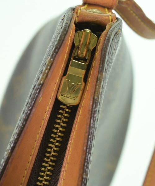 LOUIS VUITTON กระเป๋าสะพาย