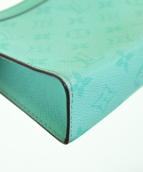 LOUIS VUITTON กระเป๋าสะพาย