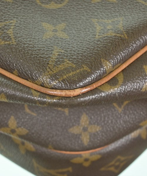 LOUIS VUITTON กระเป๋าสะพาย