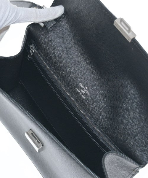 LOUIS VUITTON คลัตช์