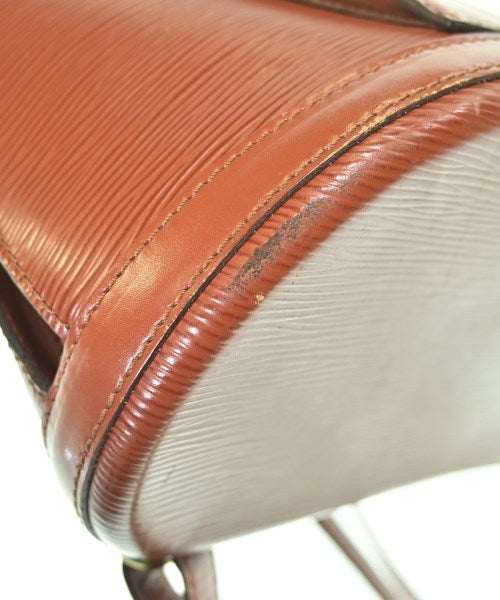 LOUIS VUITTON เป้สะพายหลัง