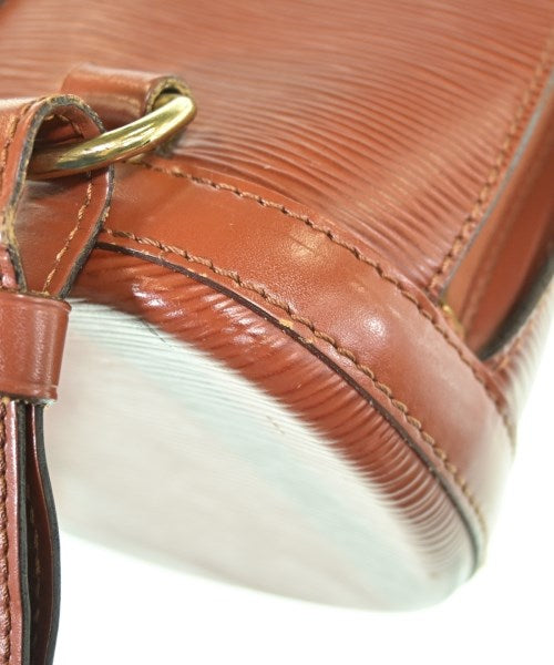 LOUIS VUITTON เป้สะพายหลัง