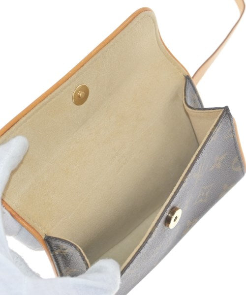 LOUIS VUITTON กระเป๋าสะพาย