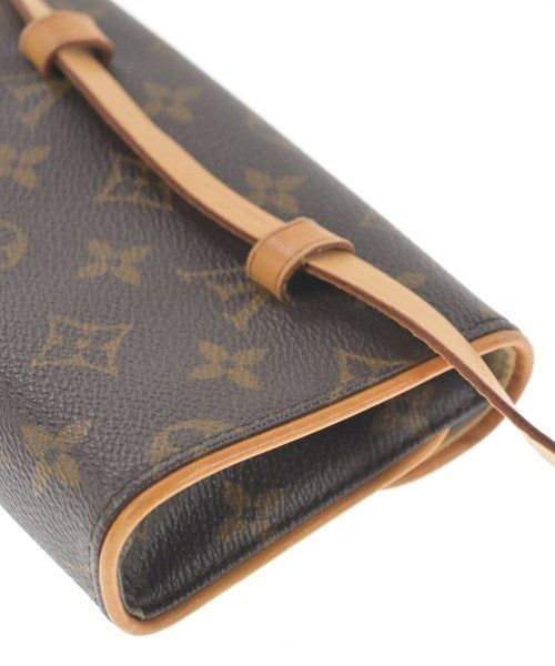 LOUIS VUITTON กระเป๋าสะพาย