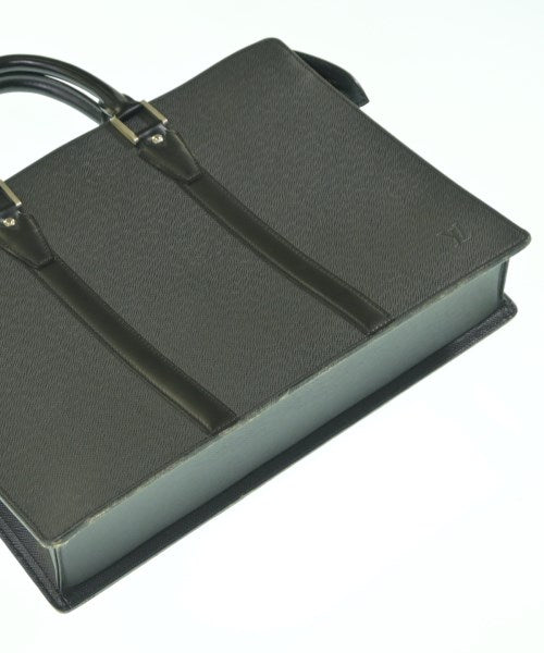 LOUIS VUITTON กระเป๋าธุรกิจ