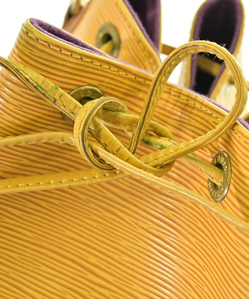 LOUIS VUITTON กระเป๋าสะพาย