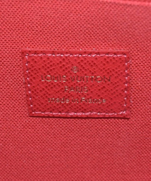 LOUIS VUITTON กระเป๋าสะพาย