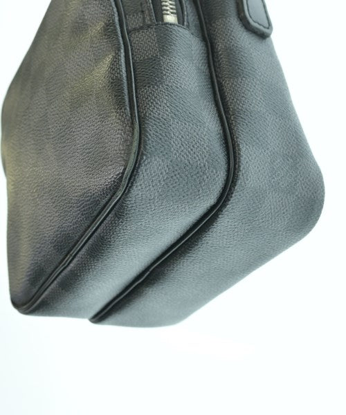 LOUIS VUITTON กระเป๋าสะพาย